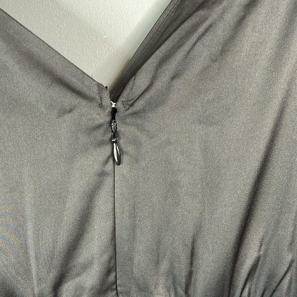 Abercrombie & Fitch NWT Draped Twist-Front Satin Maxi Dress Black Evening M Tall - Picture 9 of 14